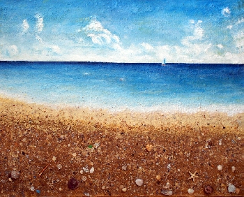 Mare e spiaggia di conchiglie